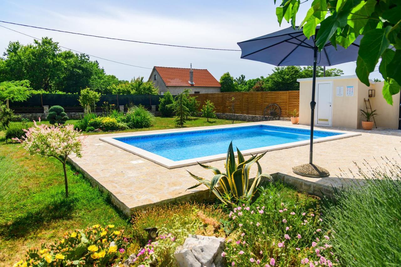 Sunny House Villa Smokovic Exteriör bild